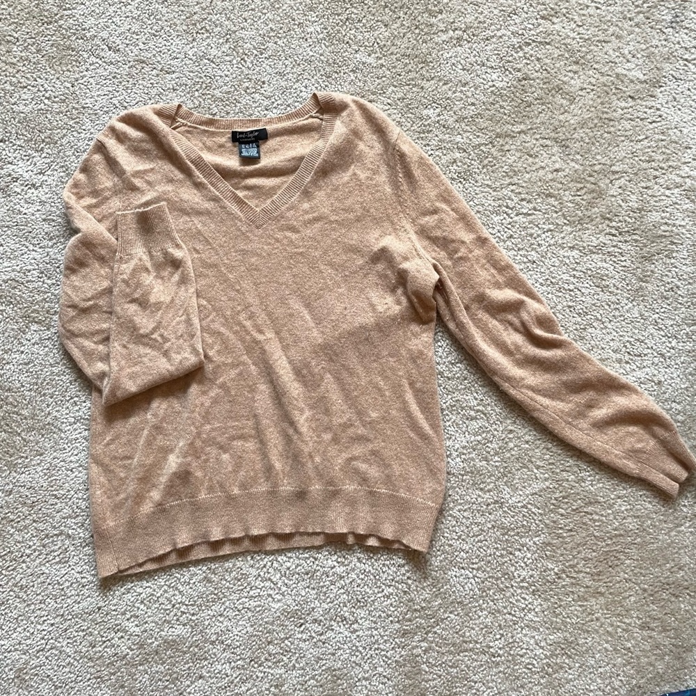 Cashmere sweater